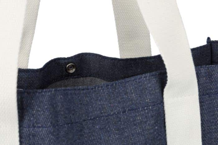 Boodschappentas Denim Gretchen | 19 L | Drukknoopsluiting | Witte details
