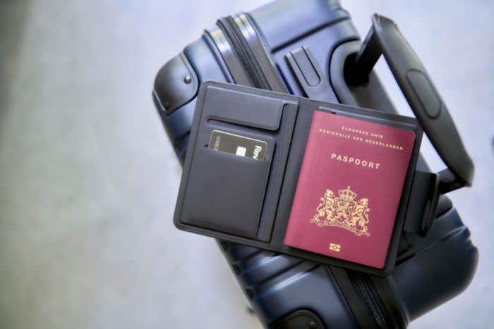 Etui à passeport FindMy Tracker Mavi