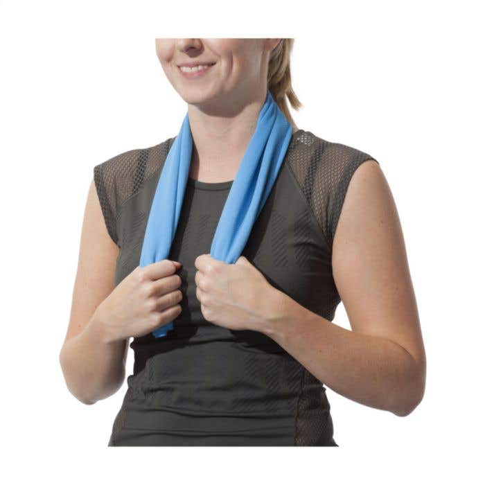 Serviette rafraîchissante | Polyester | Avec étui et mousqueton