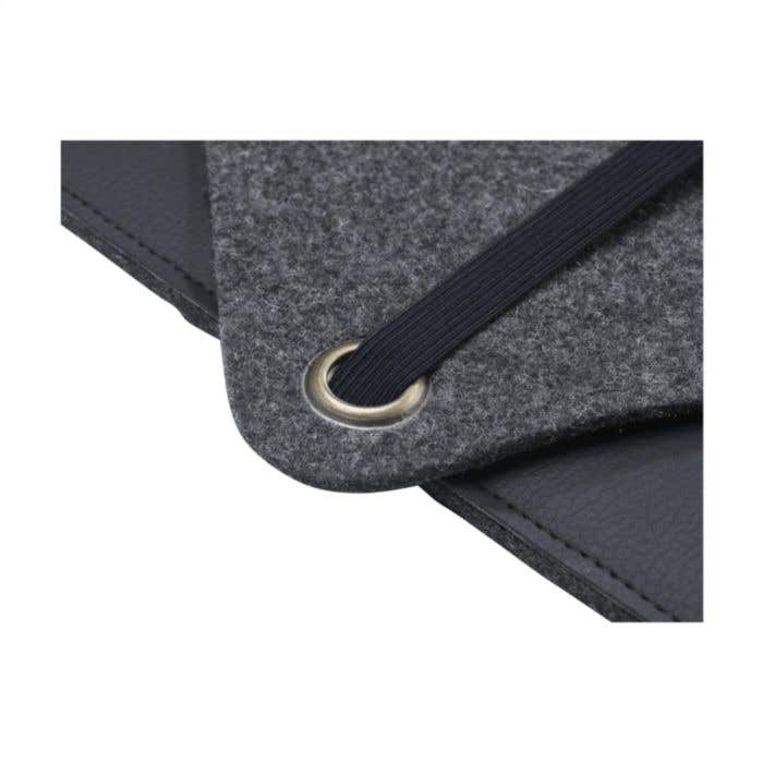 Made Out Of housse pour ordinateur portable | Feutre recyclé | 15 pouces