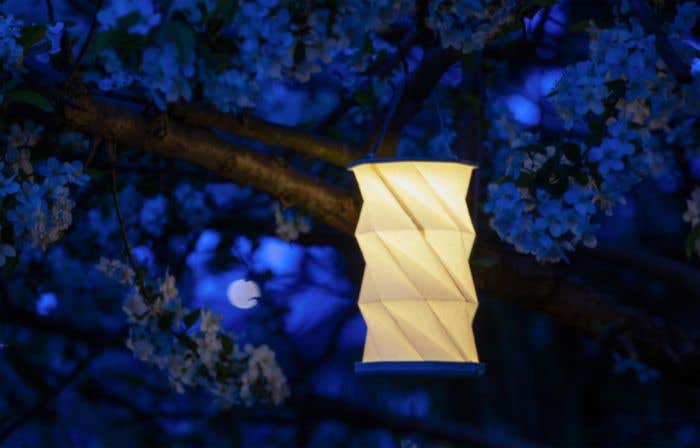 Wooosh LED-lantaarn Rising Lantern | FSC® papier | Oplaadbaar