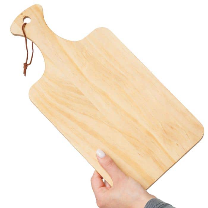 Planche à découper Daxton | Bois FSC® | Avec cordon de suspension