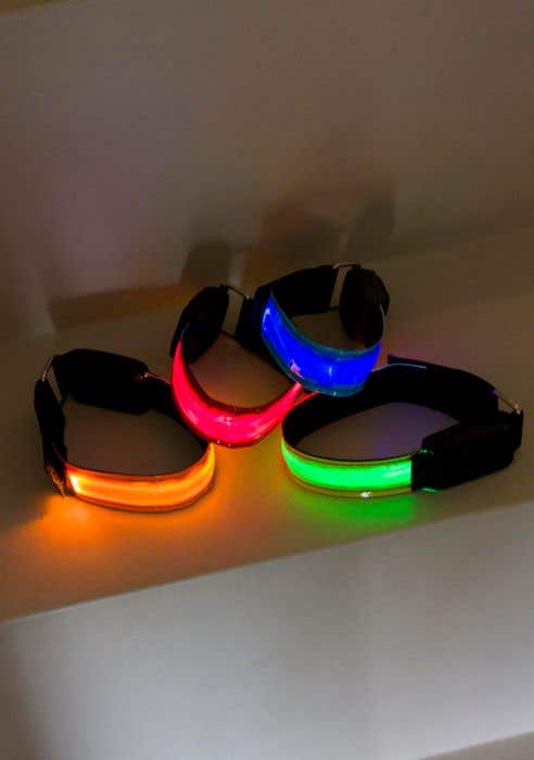 Brassard de sport Strivo | Réfléchissant | Rechargeable | Lampe LED