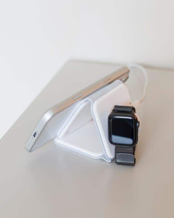Chargeur sans fil Trigo | Recyclé | 3-en-1 | Pliable
