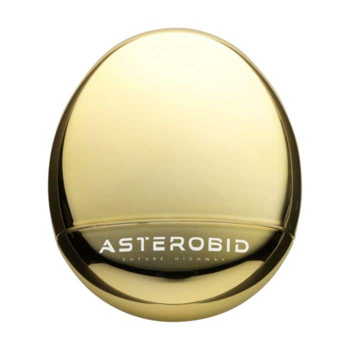 Lipbalm in egg-shape