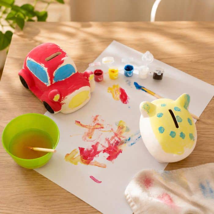 Spaarvarken Color | Incl. 5 kleuren verf | Met kwast