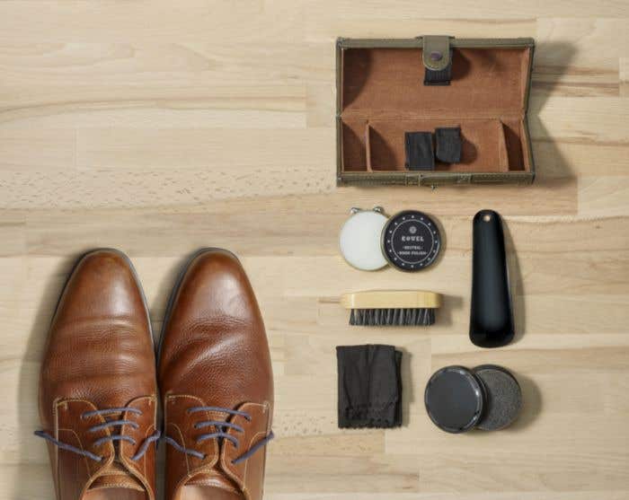 Schoenpoetsset Shiny