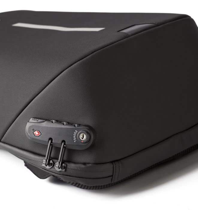 Rugzak Blackburn | 28 L | Laptopvak 15" | Cijferslot | Reflecterende streep