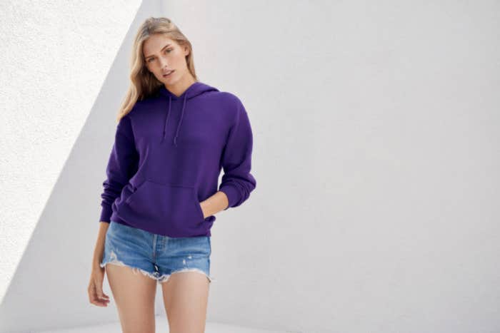 Sweater Heavy Blend Hooded